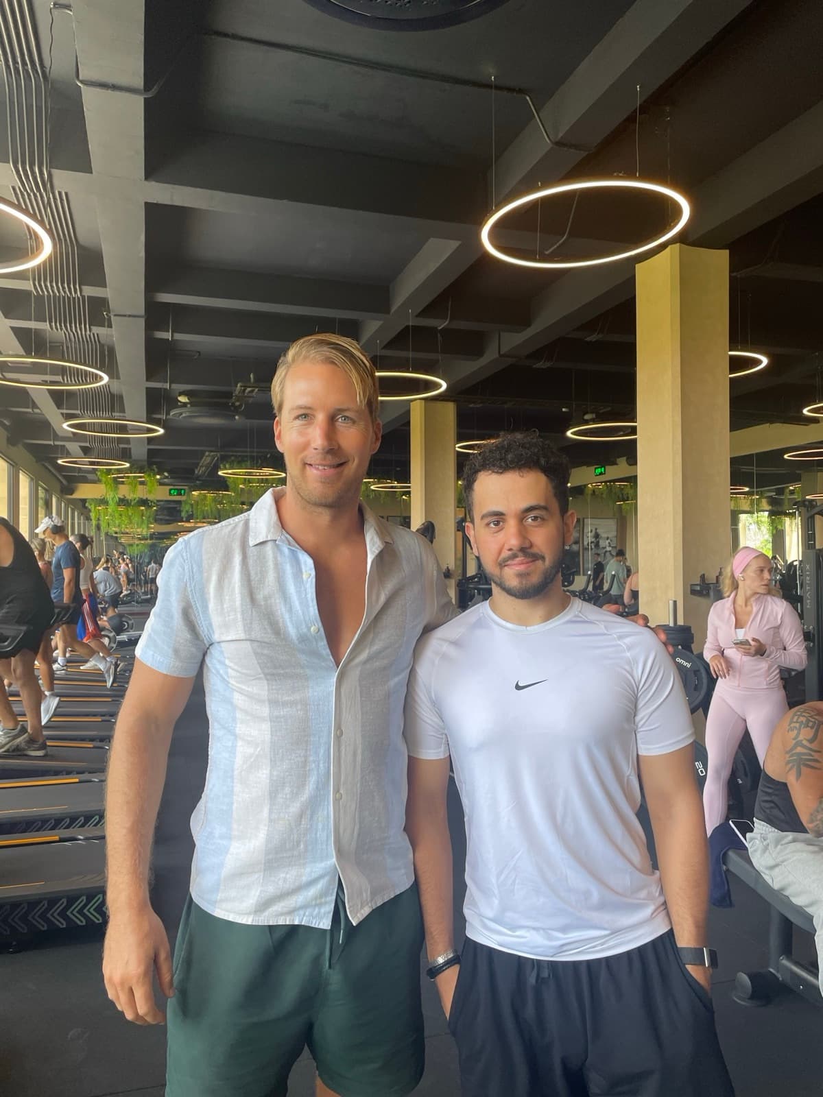 Lennart with a client